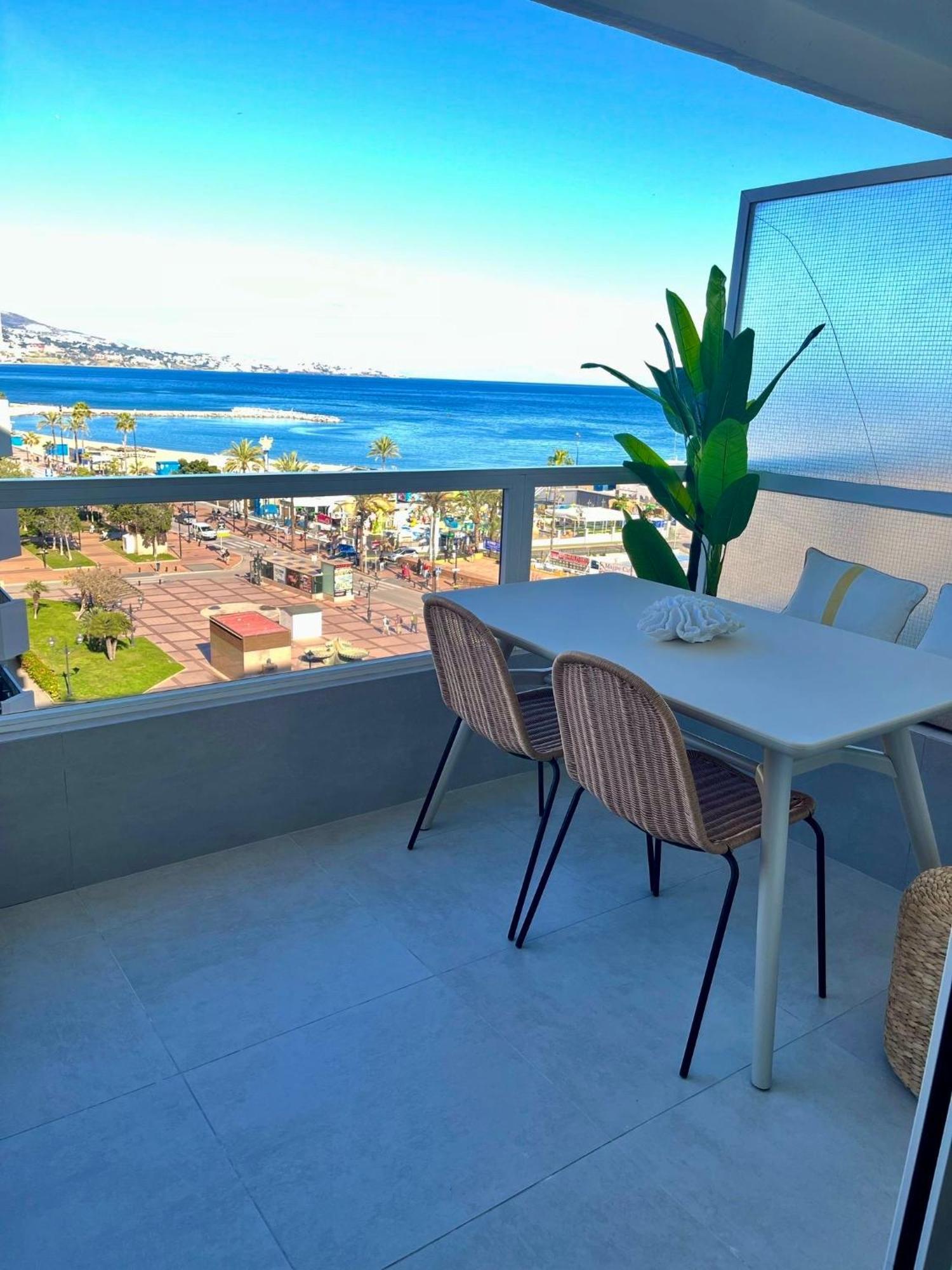Solana 26 Incredible Sea Views Apartment Fuengirola Bagian luar foto